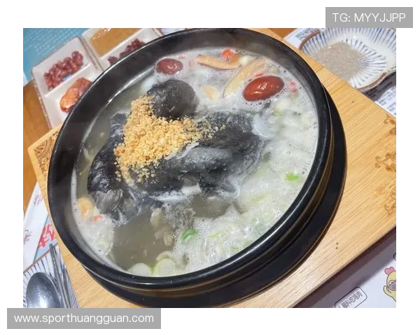 孙准浩家冰箱里塞满泡菜，训练完直接啃冰镇参鸡汤