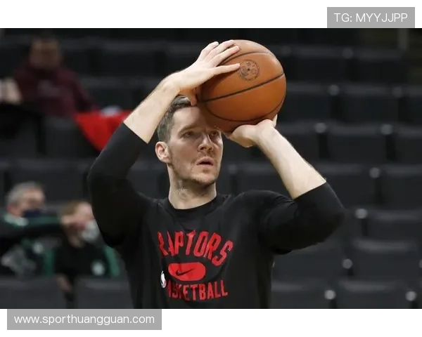 德拉季奇无球跑动效率提升拉开进攻空间助勇士核心得分