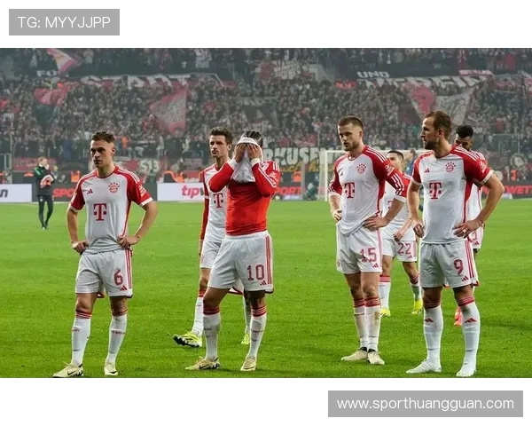 拜仁更衣室矛盾传闻发酵，球队稳定性面临考验